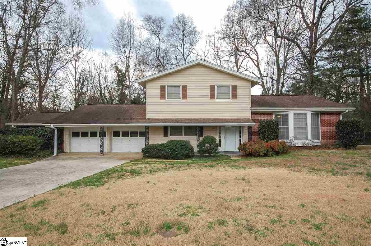 100 Carlton Drive