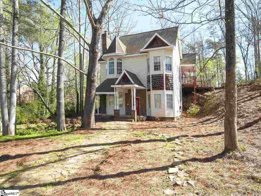 102 Lockwood Drive