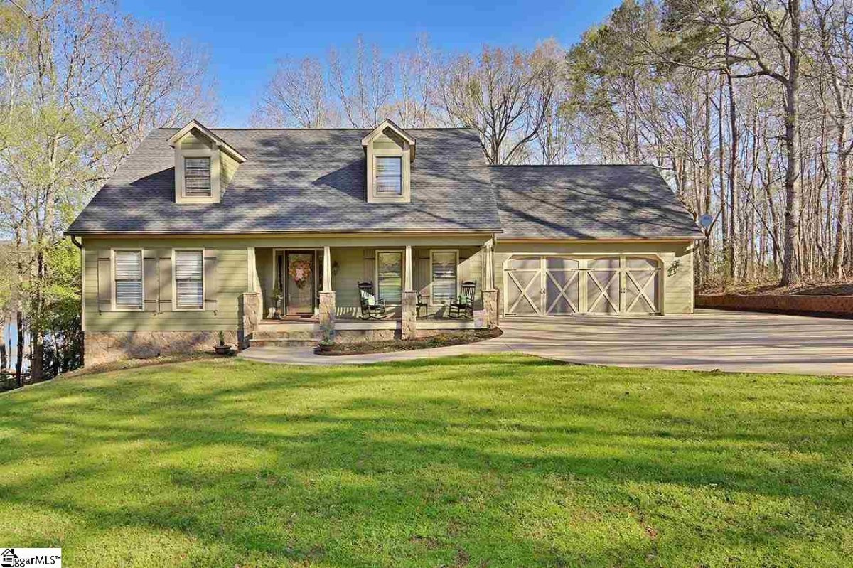 404 Paradise Circle