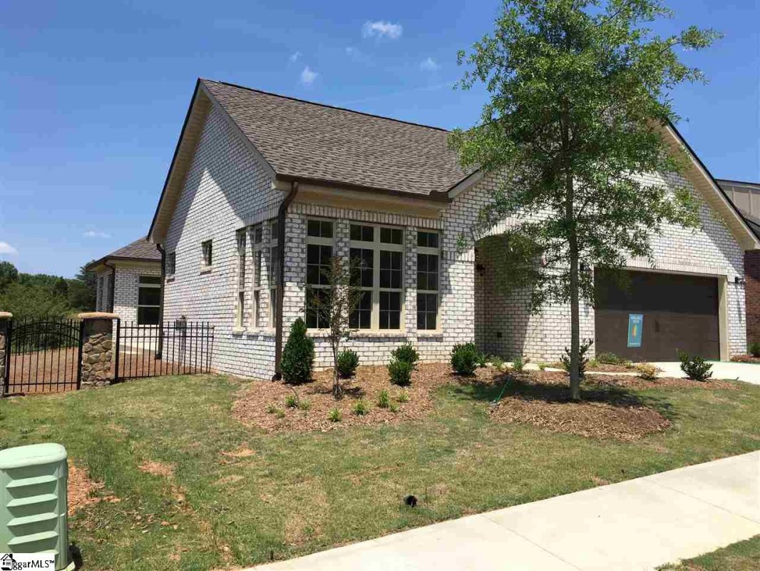 11 Layken Lane