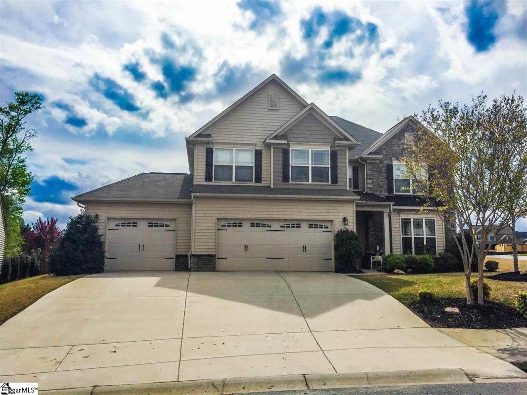 200 Romsey Circle