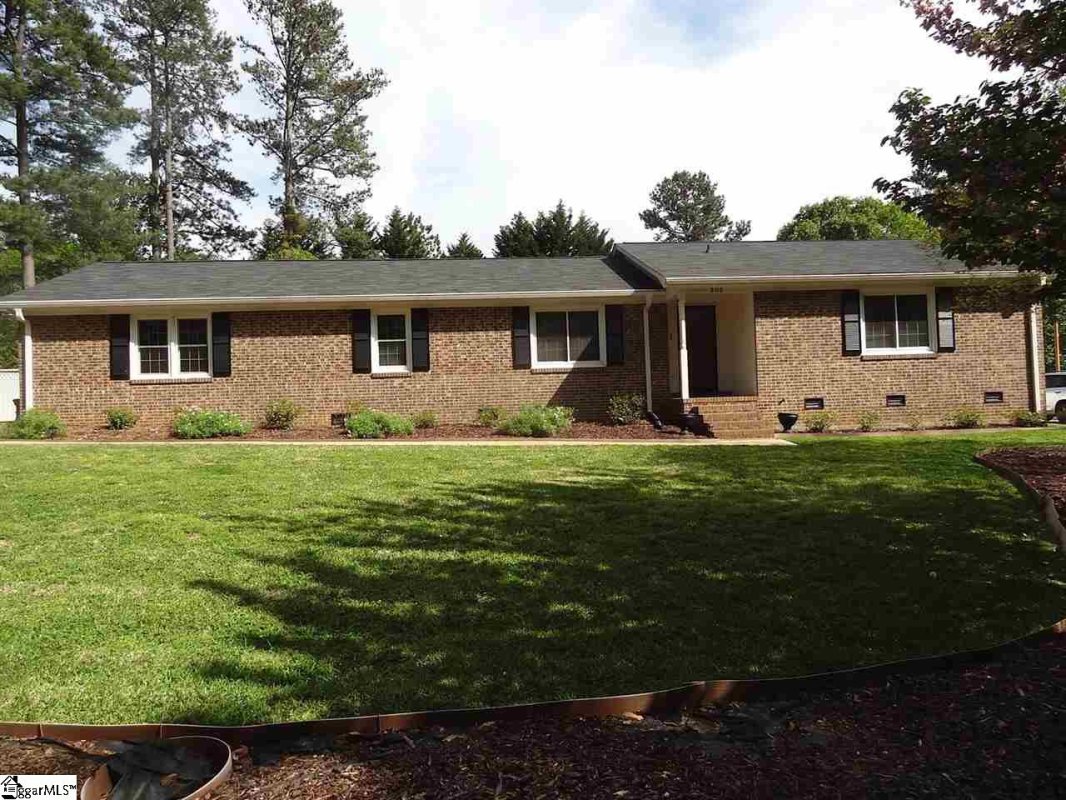 305 Griffin Road