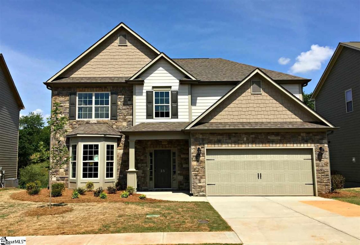 35 Wood Hollow Circle