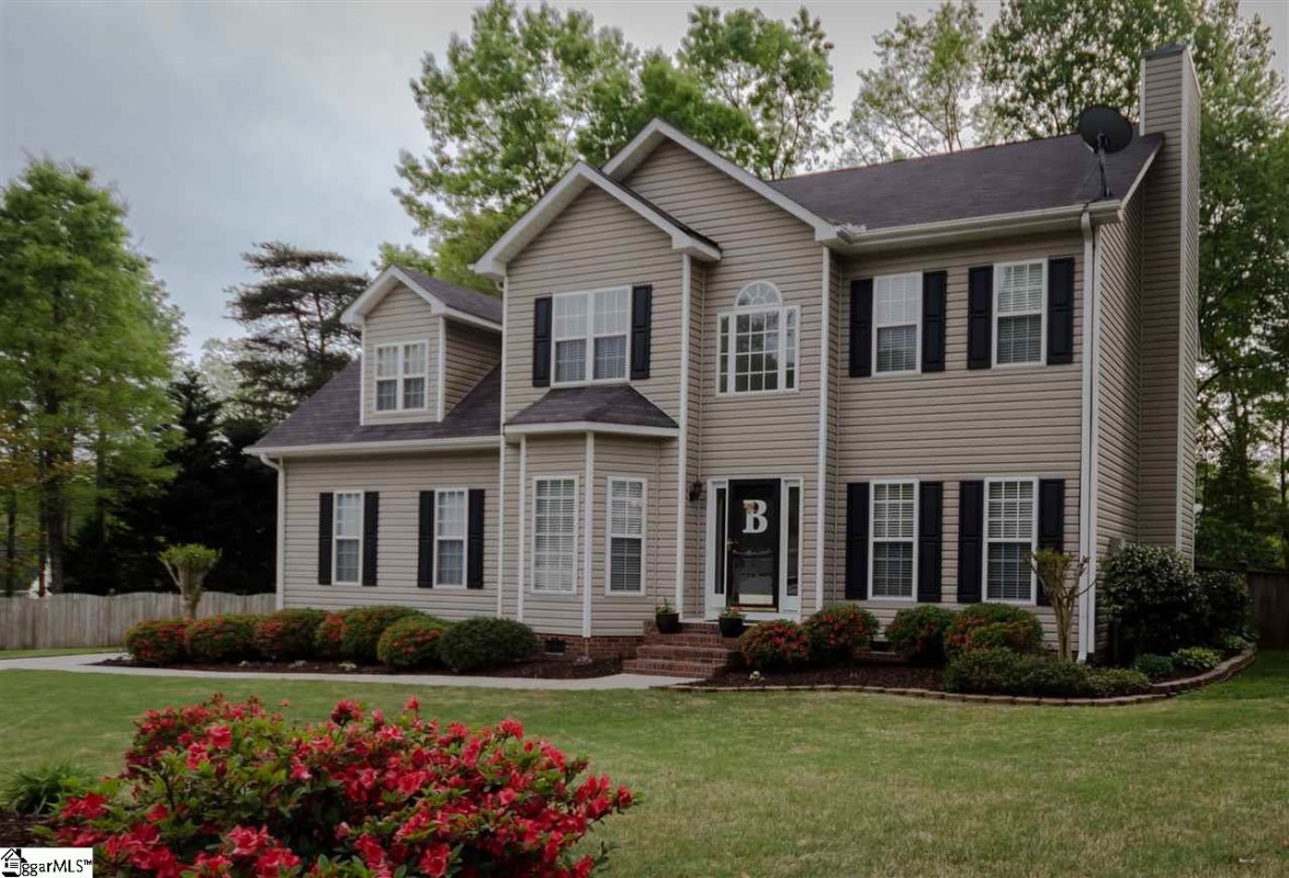 104 Kingsmill Court