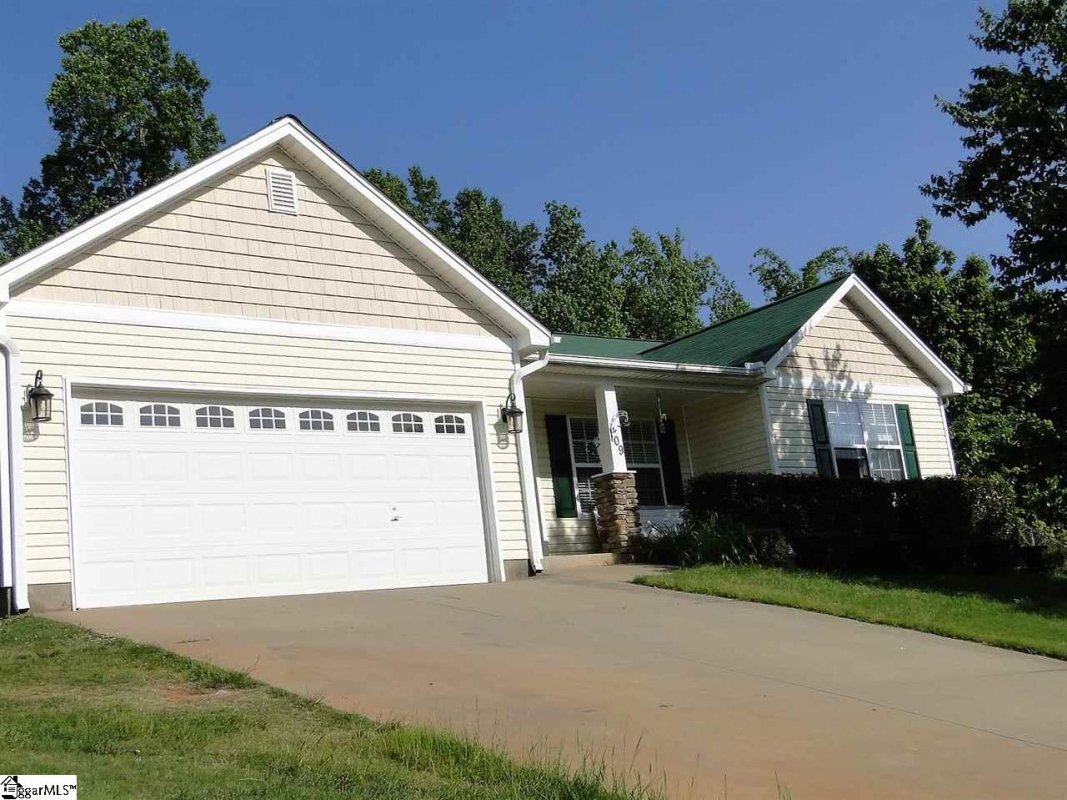 109 Whipple Lane