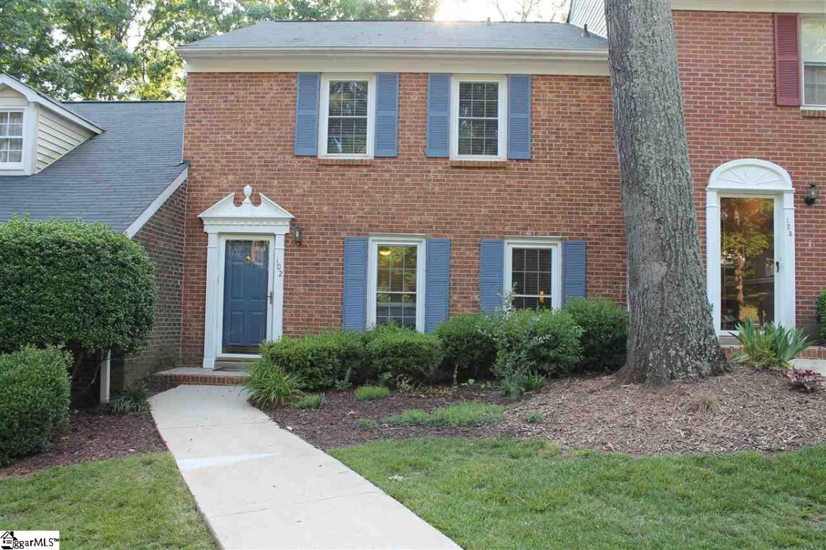 102 Wenwood Circle