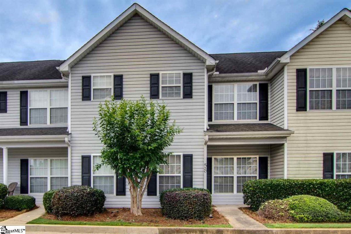 58 Ridgestone Circle