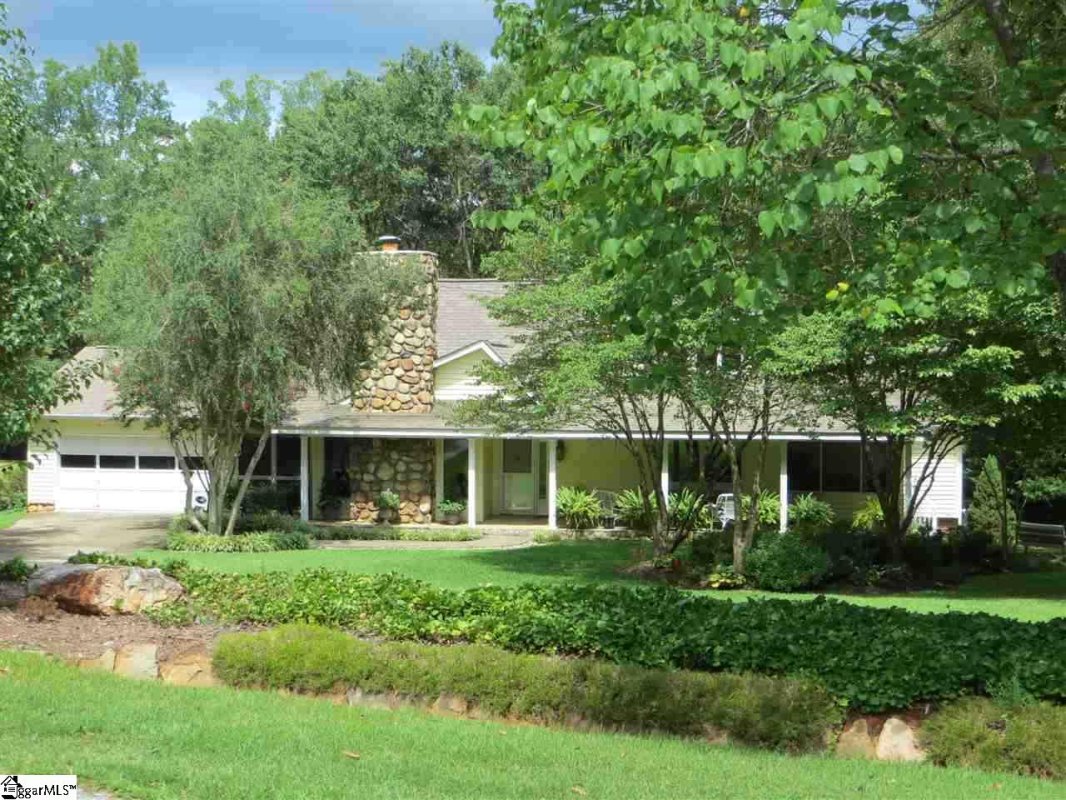 53 Bateswood Drive