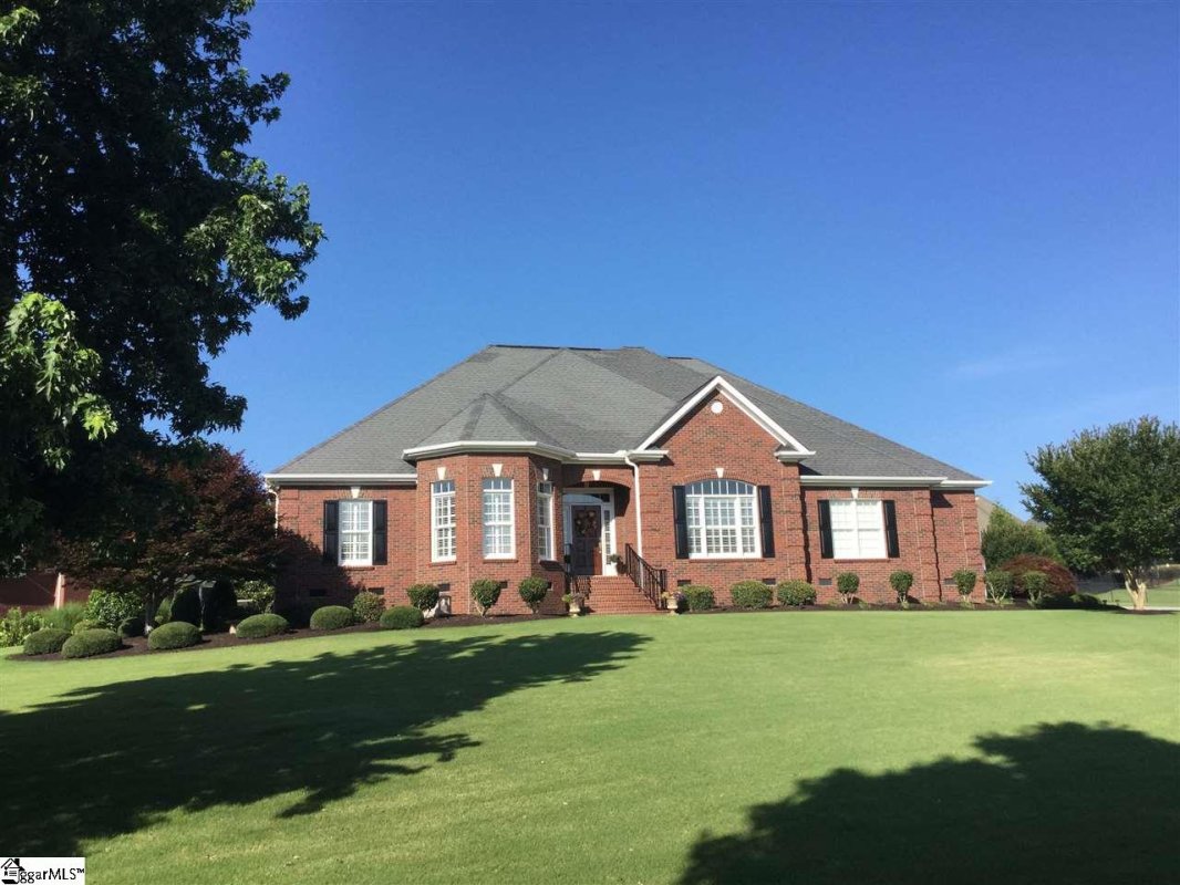105 Grassy Knoll Way