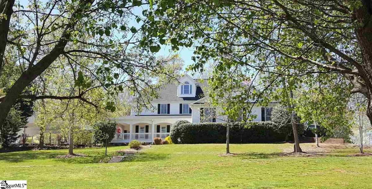 10 Wood Ford Court