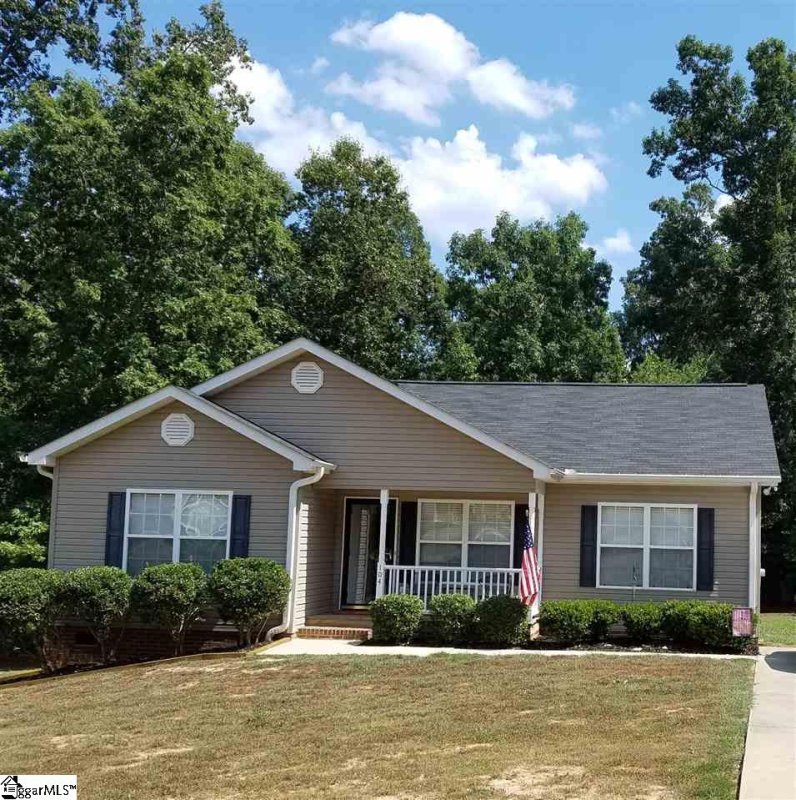 104 S Fox Circle