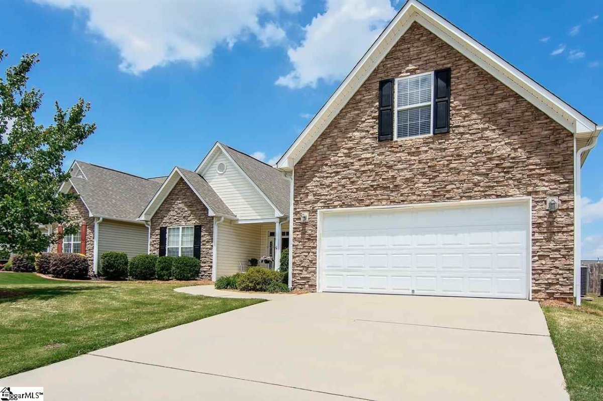 120 Wild Thorn Lane