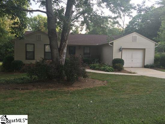 2 Paddock Lane