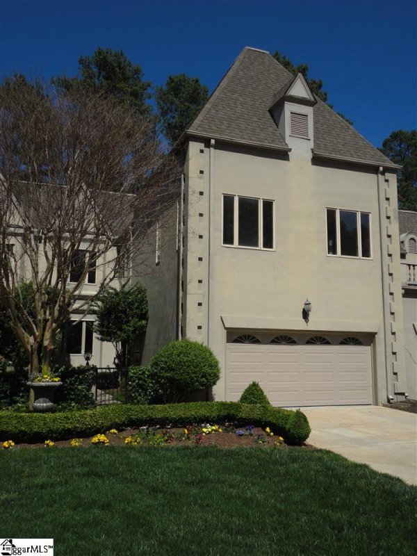 228 Castellan Drive