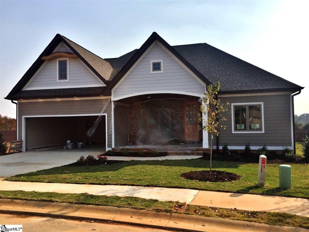 309 Laguna Lane
