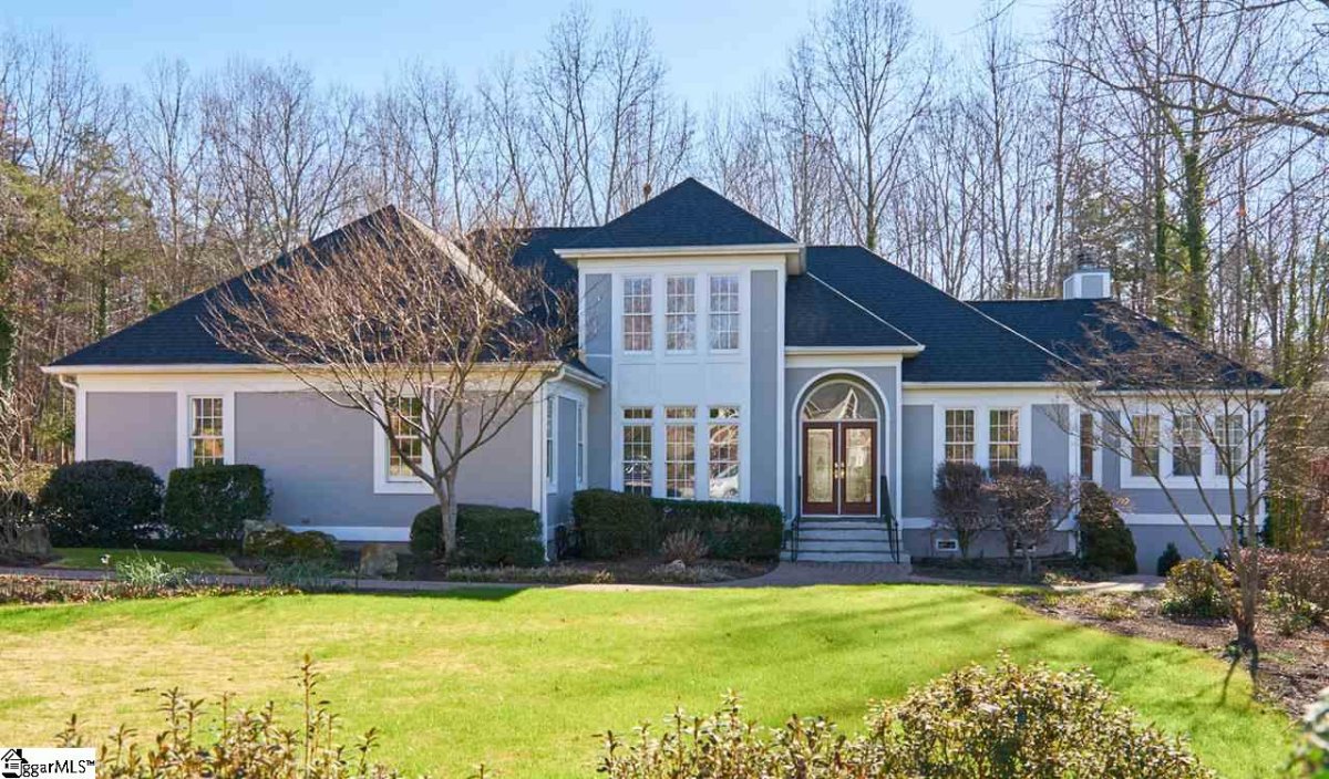 5 Golden Bear Court