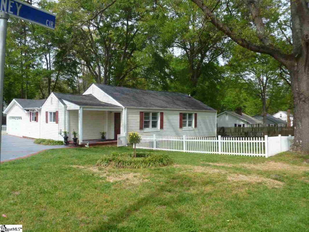 201 S Pliney Circle