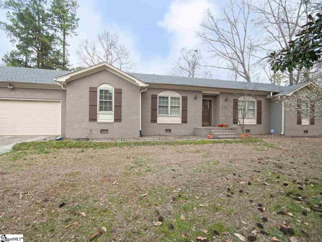 11 Rosewood Drive