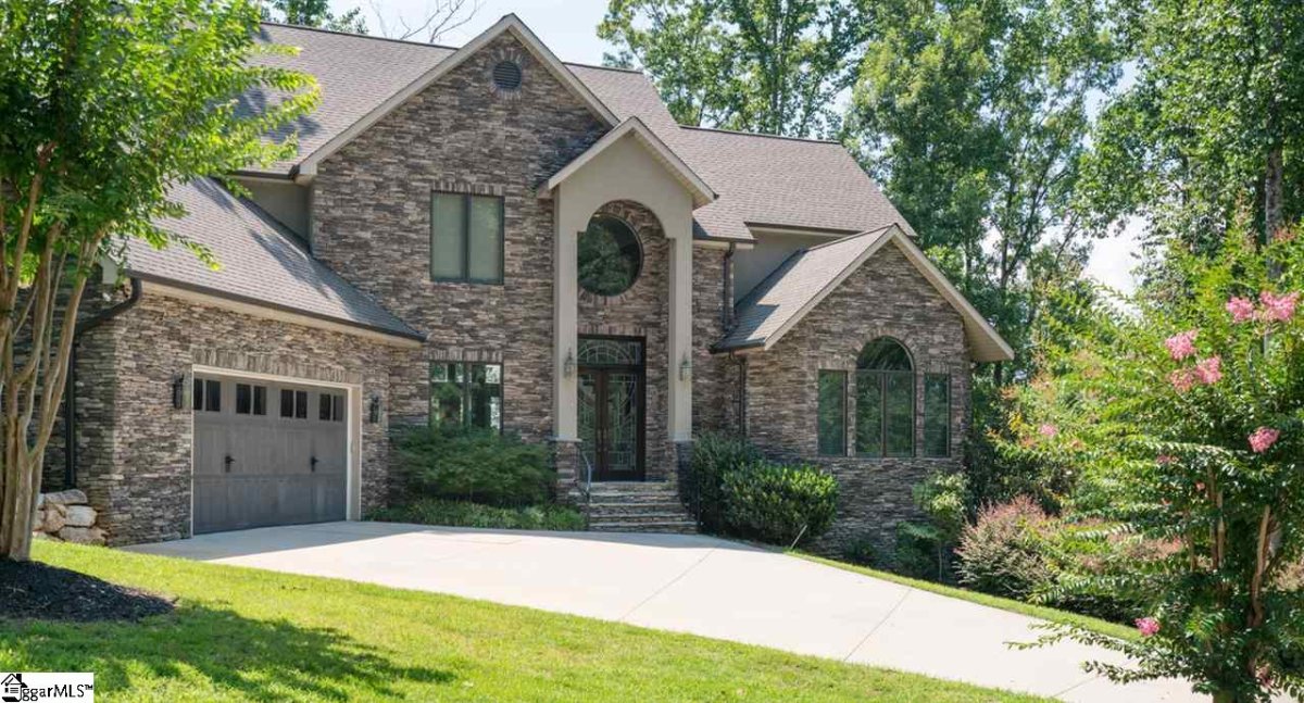 35 Timberline Drive