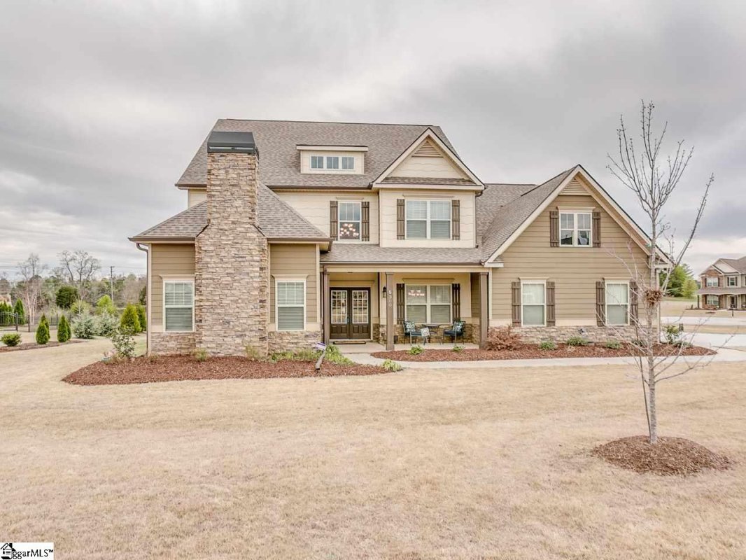 300 Angeline Way