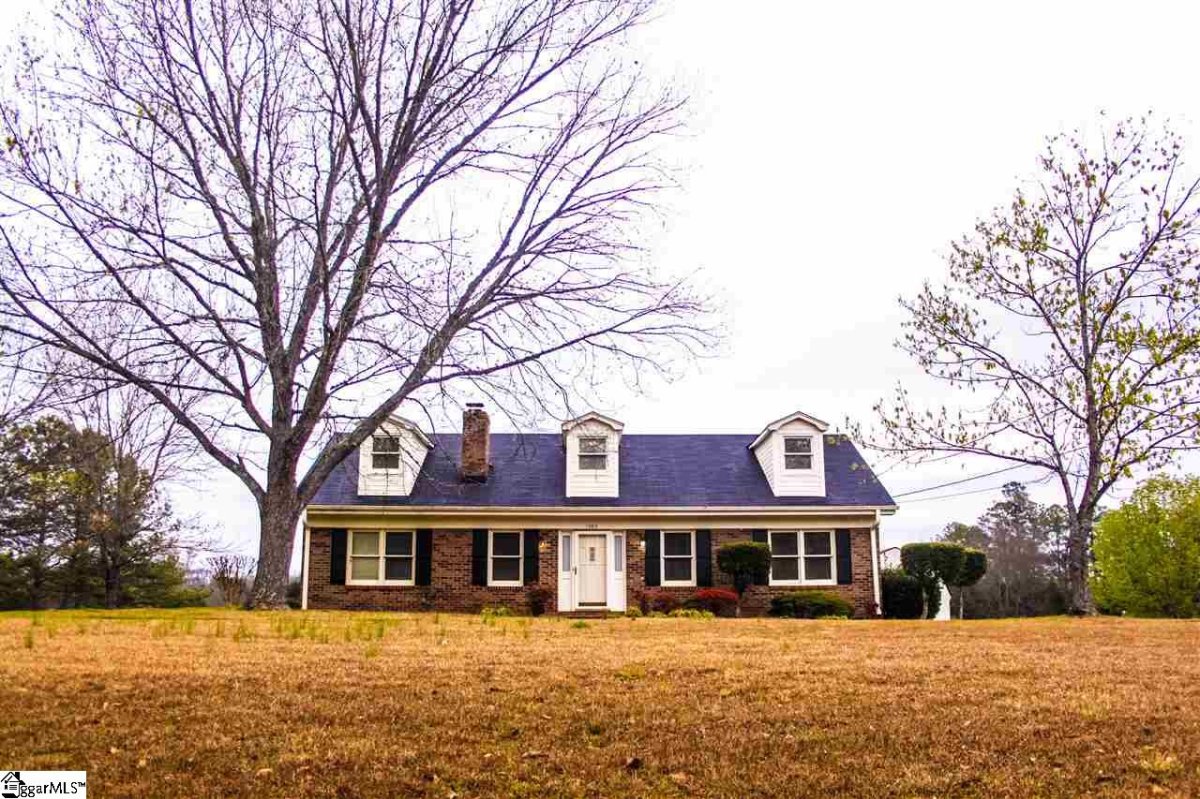 1503 Crestview Road