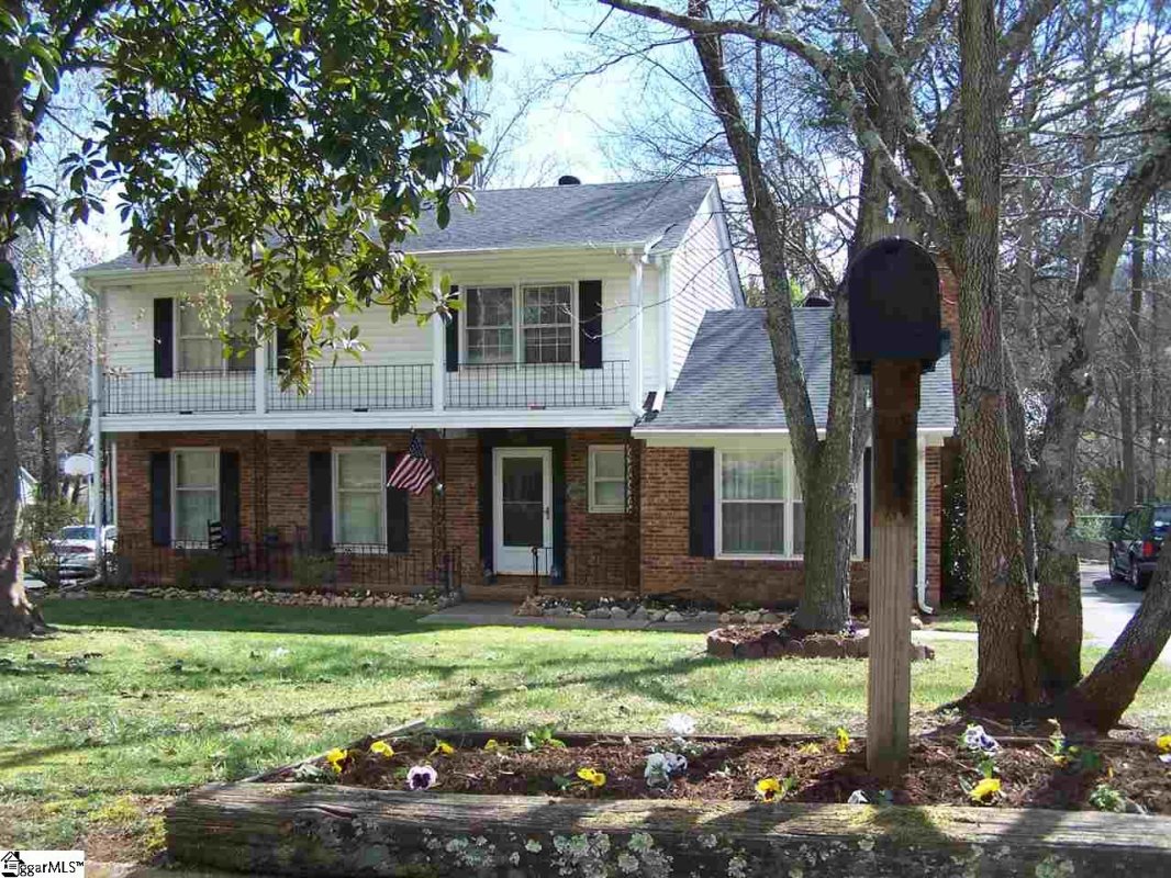 5048 Maplewood Drive
