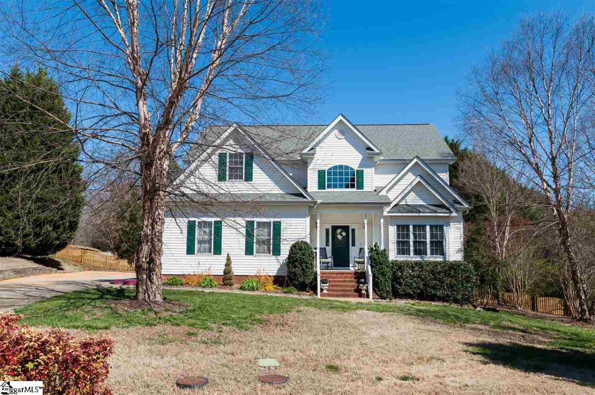 220 Roberts Farm Road