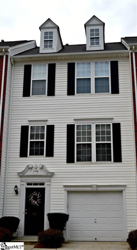 103 Sylvan Oak Way