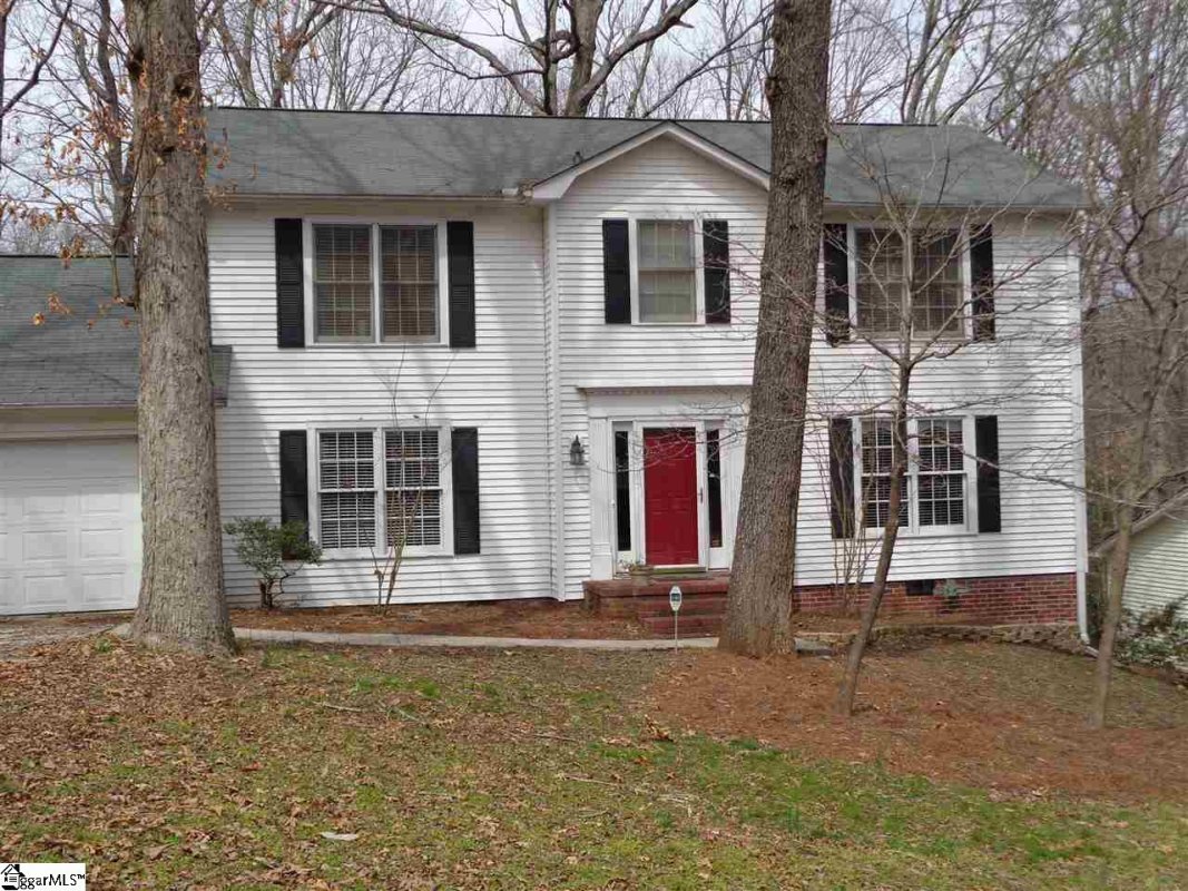 101 E Woodburn Drive