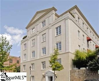 100 W Court Street