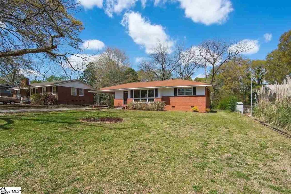152 Revere Circle
