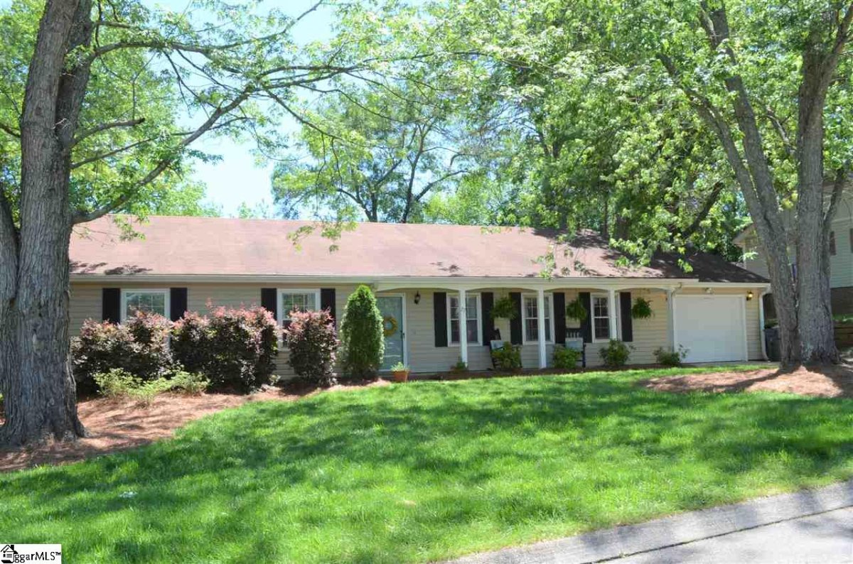 27 Paddock Lane