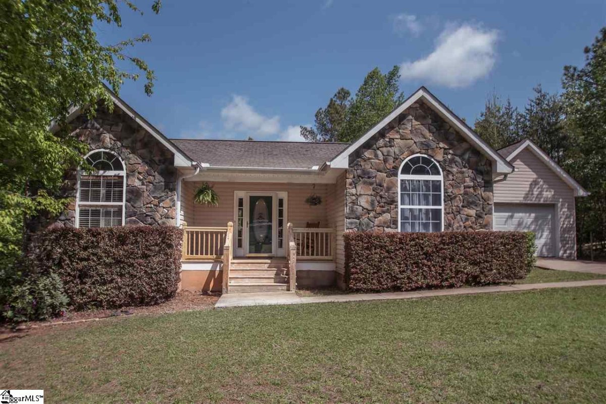 10 Oasis Court