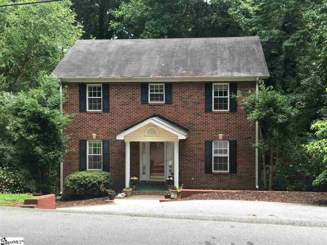 105 Devonshire Lane