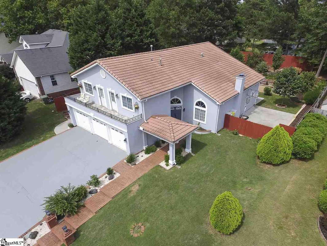 111 Chetsworth Lane