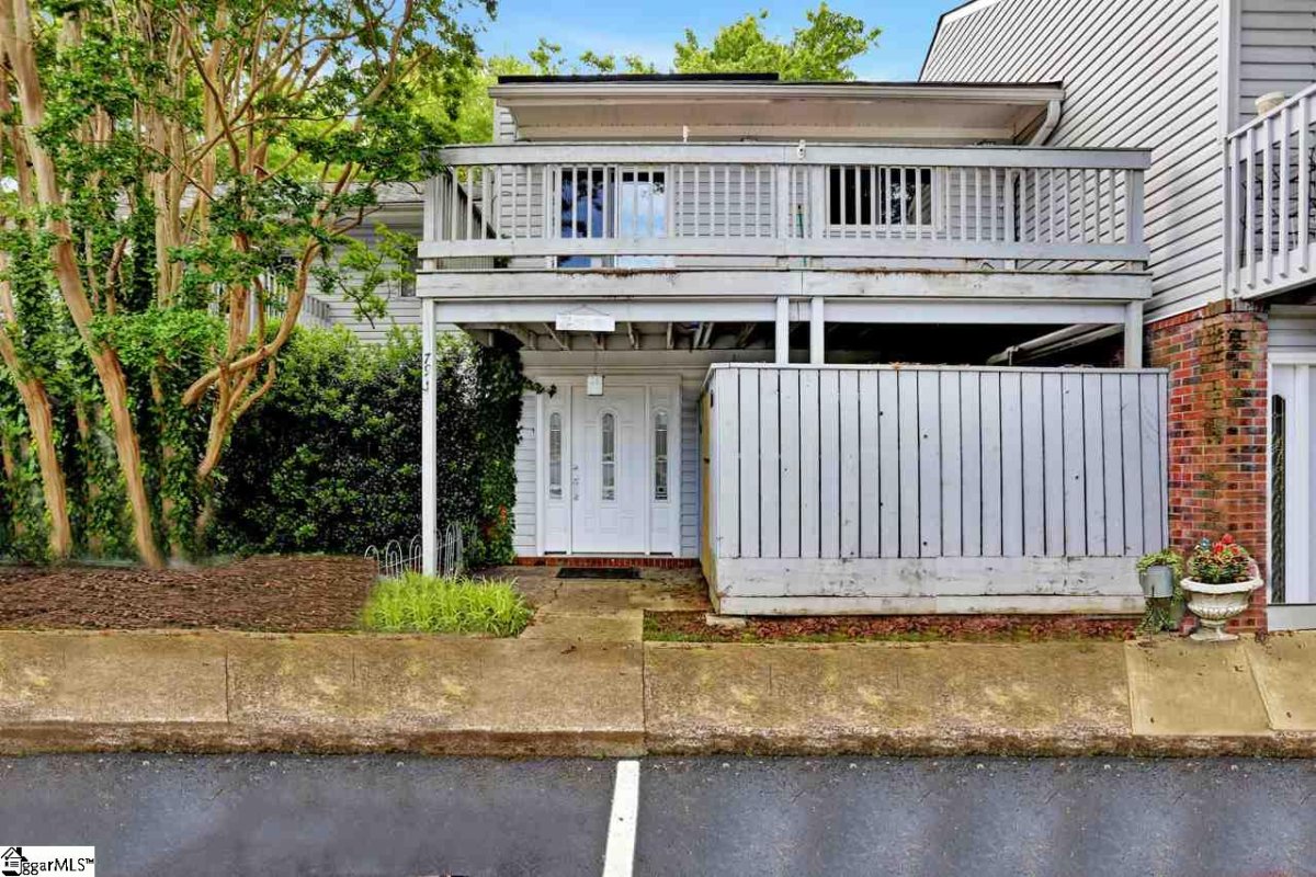 79 Topsail Court