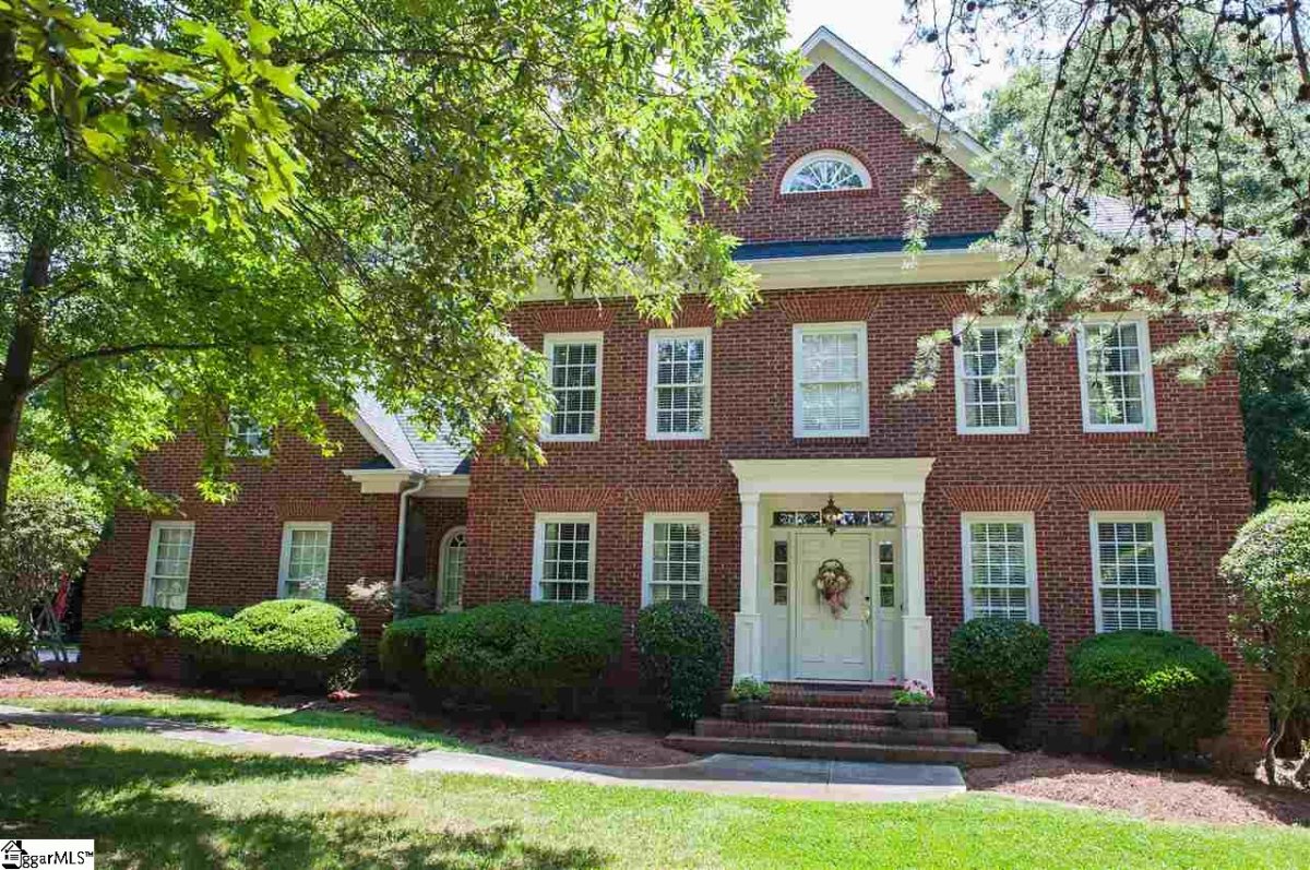 214 Alender Way