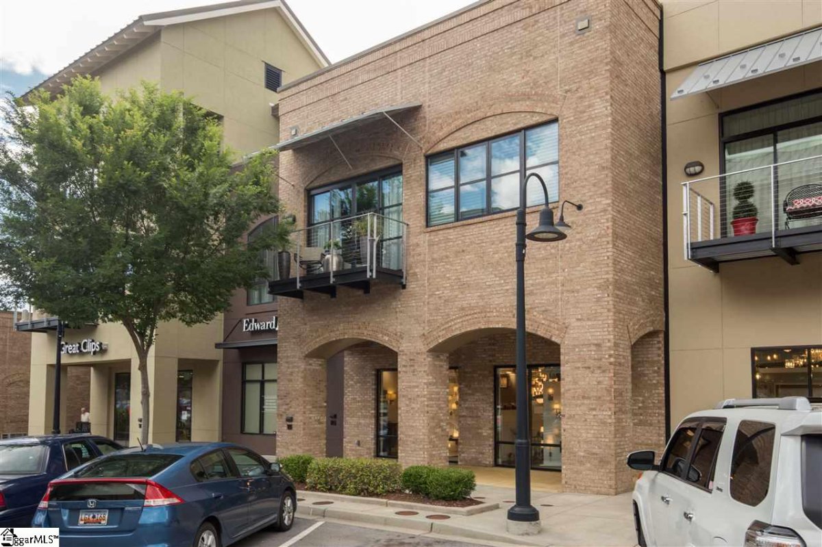 400 E Mcbee Avenue unit 4211