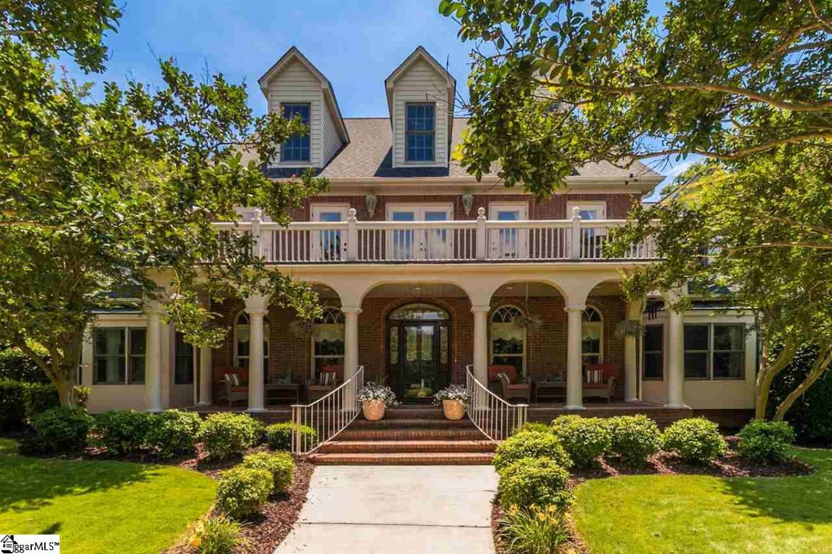 271 Ridge Way