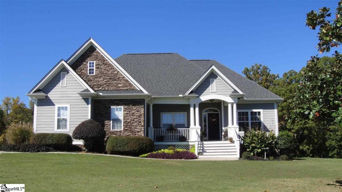 121 Birch Meadow