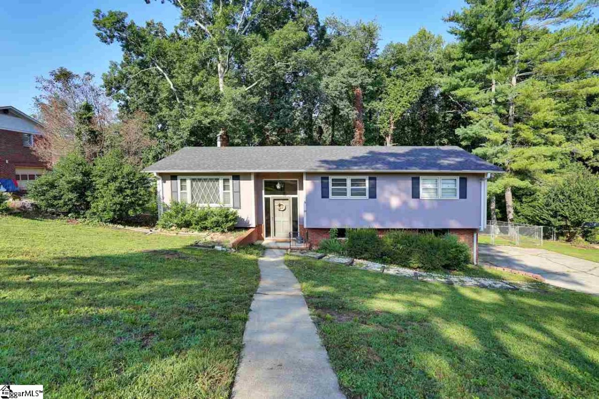 28 Bluffside Drive