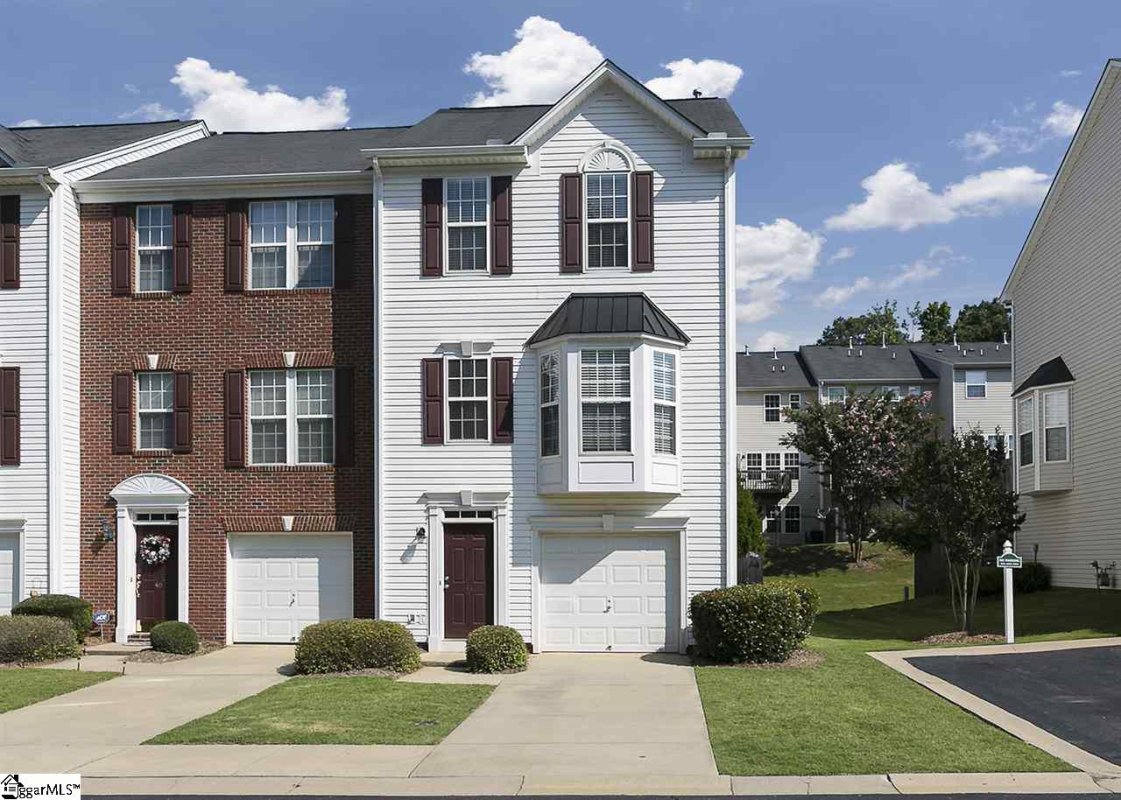44 Heritage Oak Way