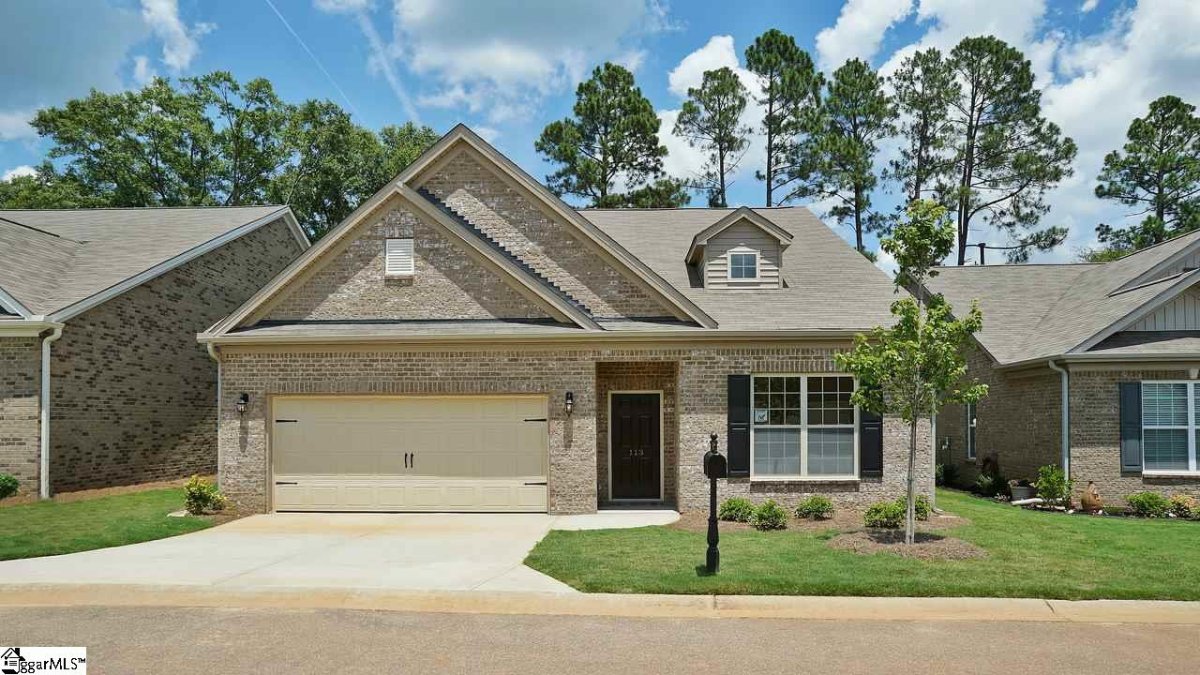 137 Golden Eagle Lane