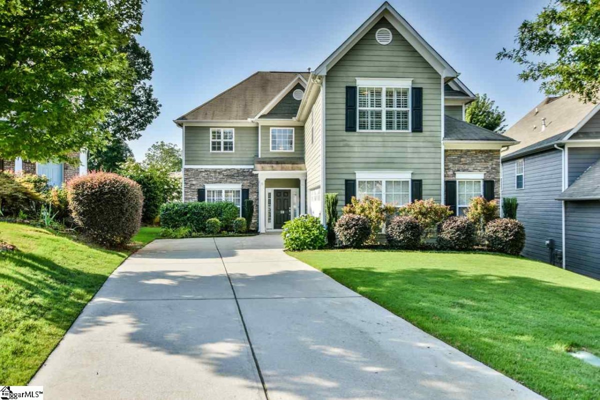 10 Kinderwood Court