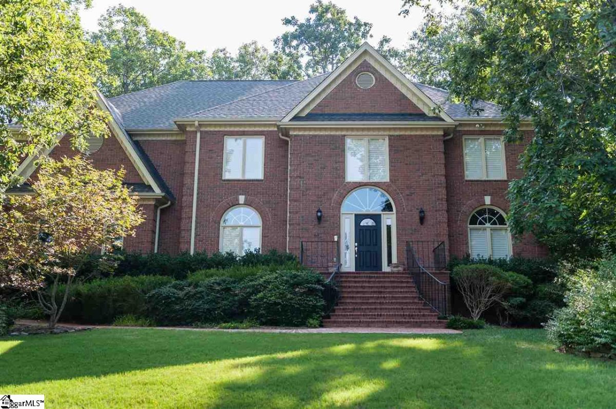 204 Waterford Lane