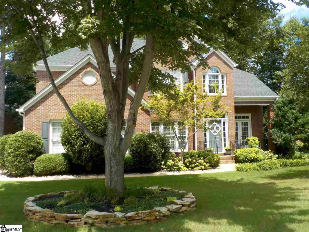 2 Mirramont Place