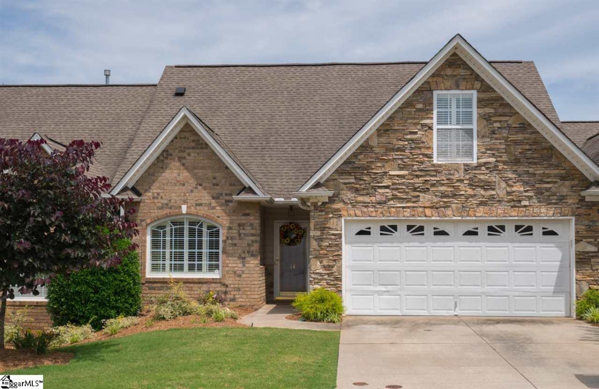 18 Pelham Springs Place