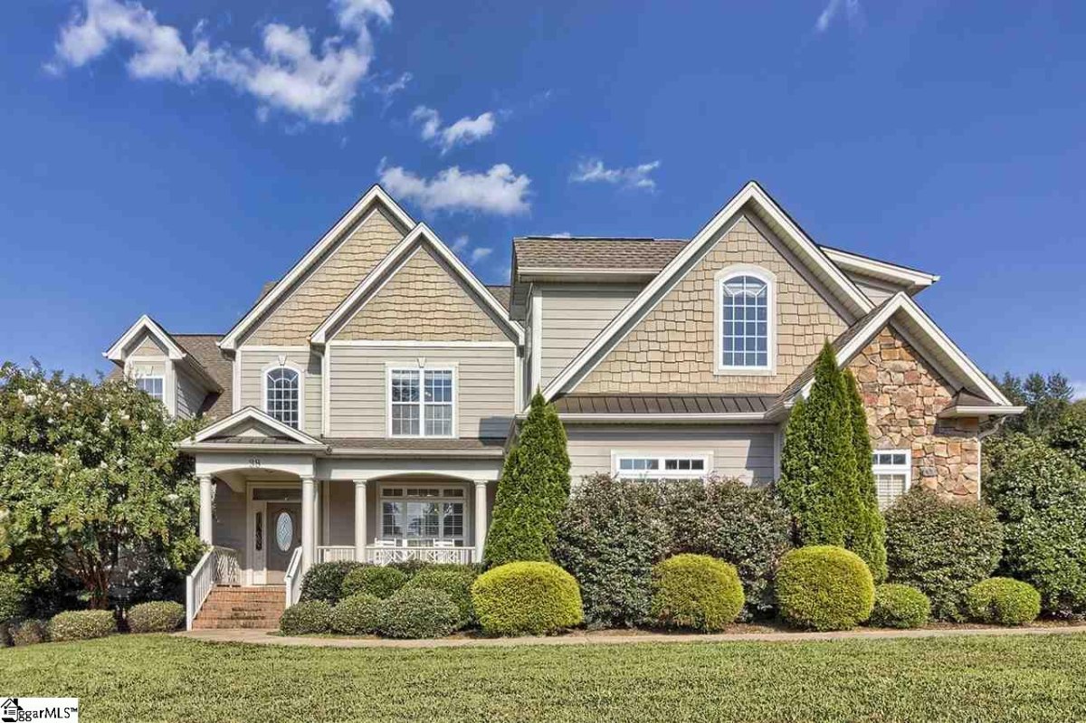 38 Thornbriar Court