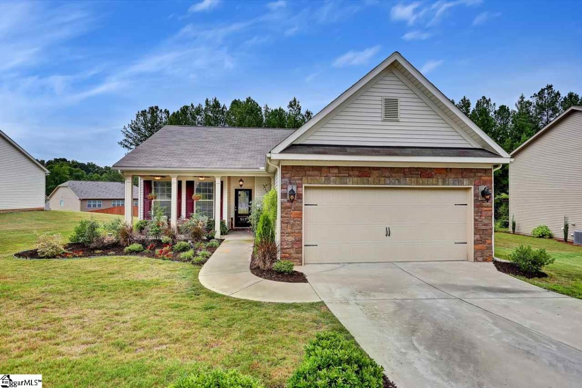 511 Crest Hill Drive