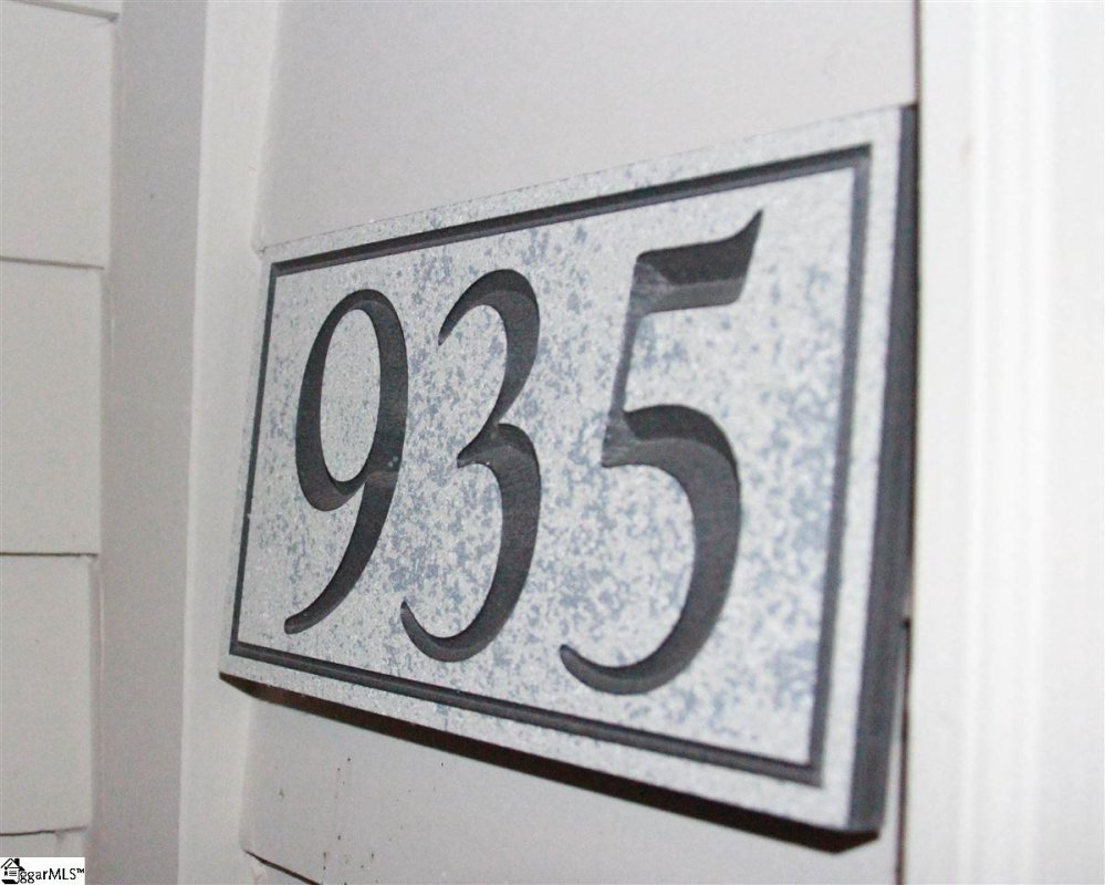 833 Old Greenville Highway #935